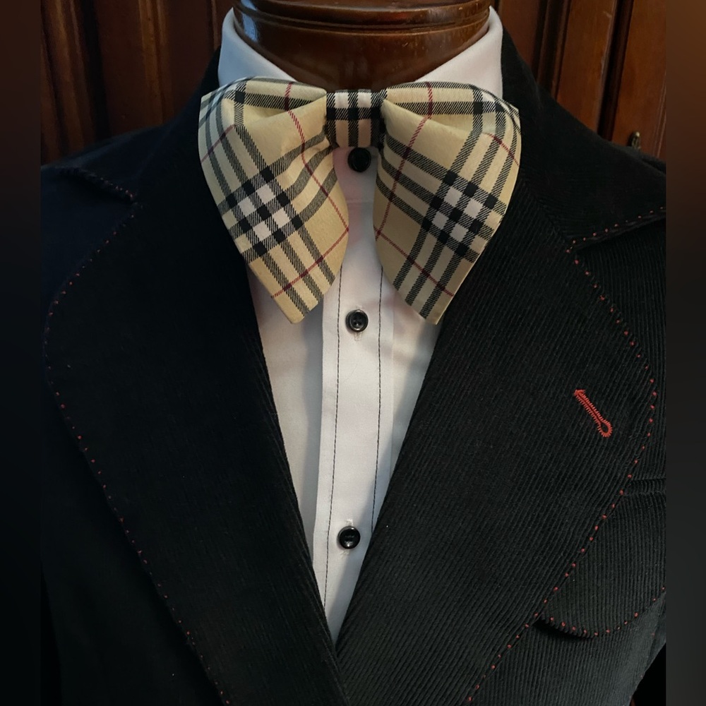 Burberry Bowtie